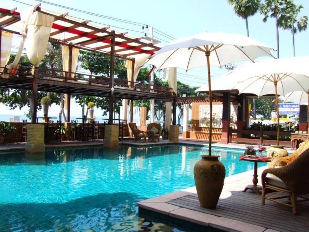 Sarita Chalet & Spa Hotel - Sha Extra Plus Jomtien Beach Exterior photo